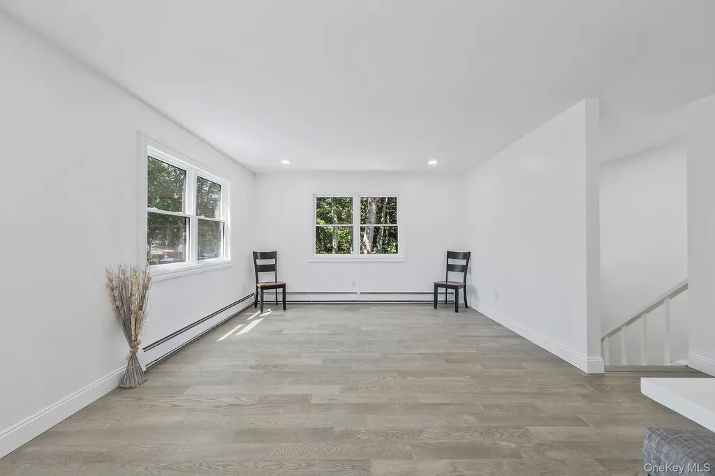 38 Columbia Avenue Westhampton NY 11977