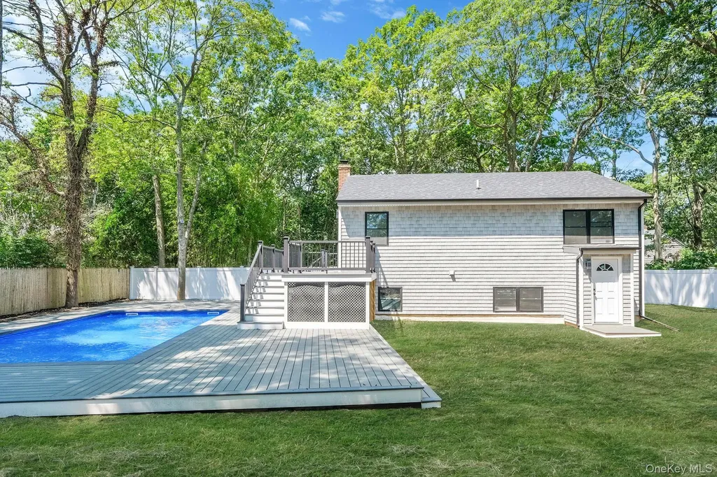 38 Columbia Avenue Westhampton NY 11977