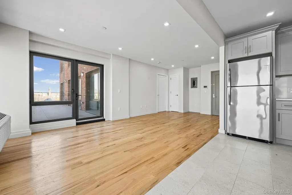 444 Graham Avenue Brooklyn NY 11211