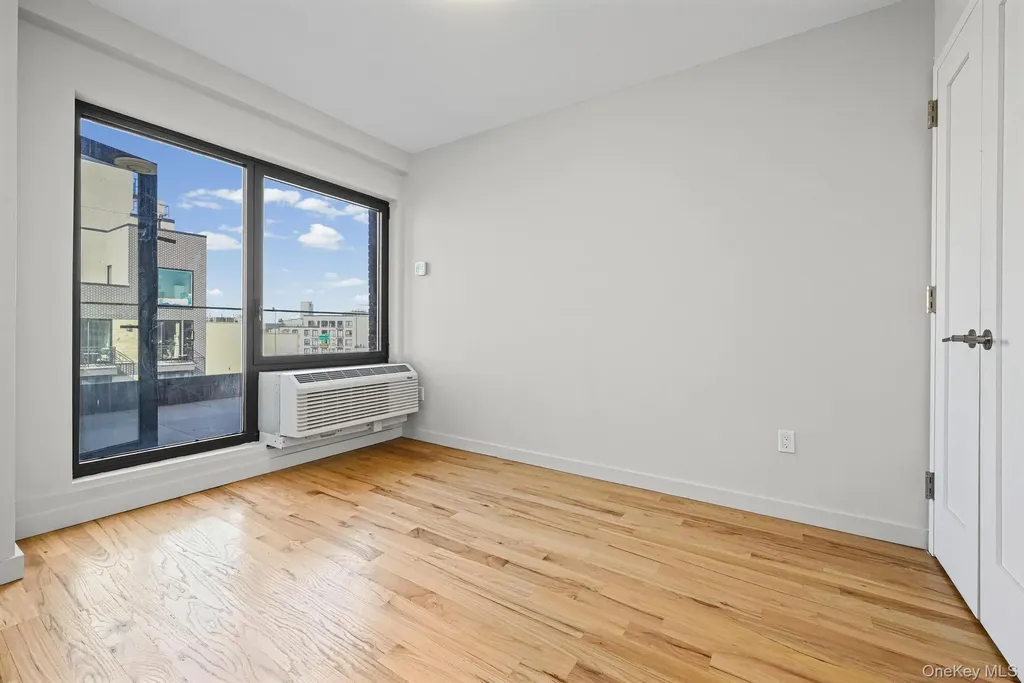 444 Graham Avenue Brooklyn NY 11211
