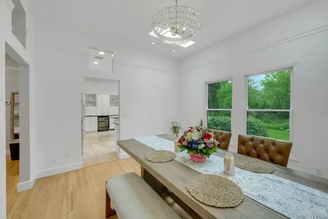 31 Pierce Drive Pleasantville NY 10570