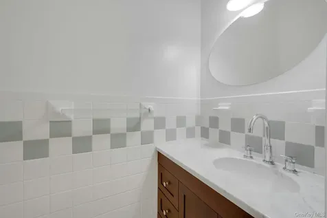 31 Pierce Drive Pleasantville NY 10570