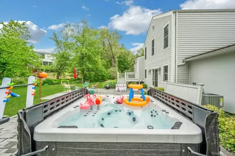 31 Pierce Drive Pleasantville NY 10570