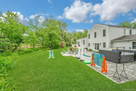 31 Pierce Drive Pleasantville NY 10570