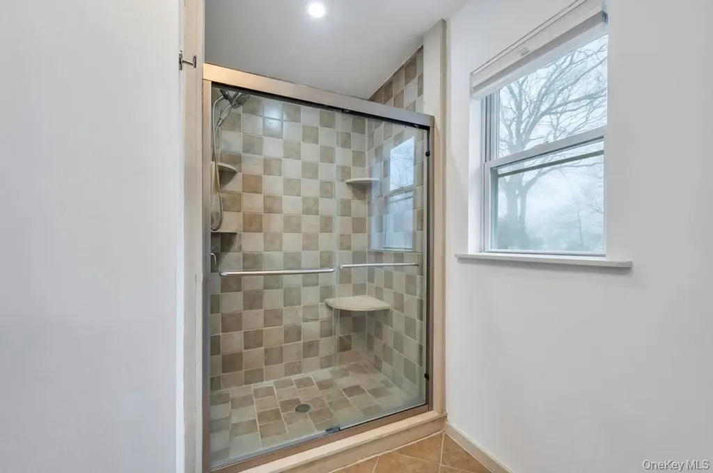 159 Dawn Drive Centereach NY 11720