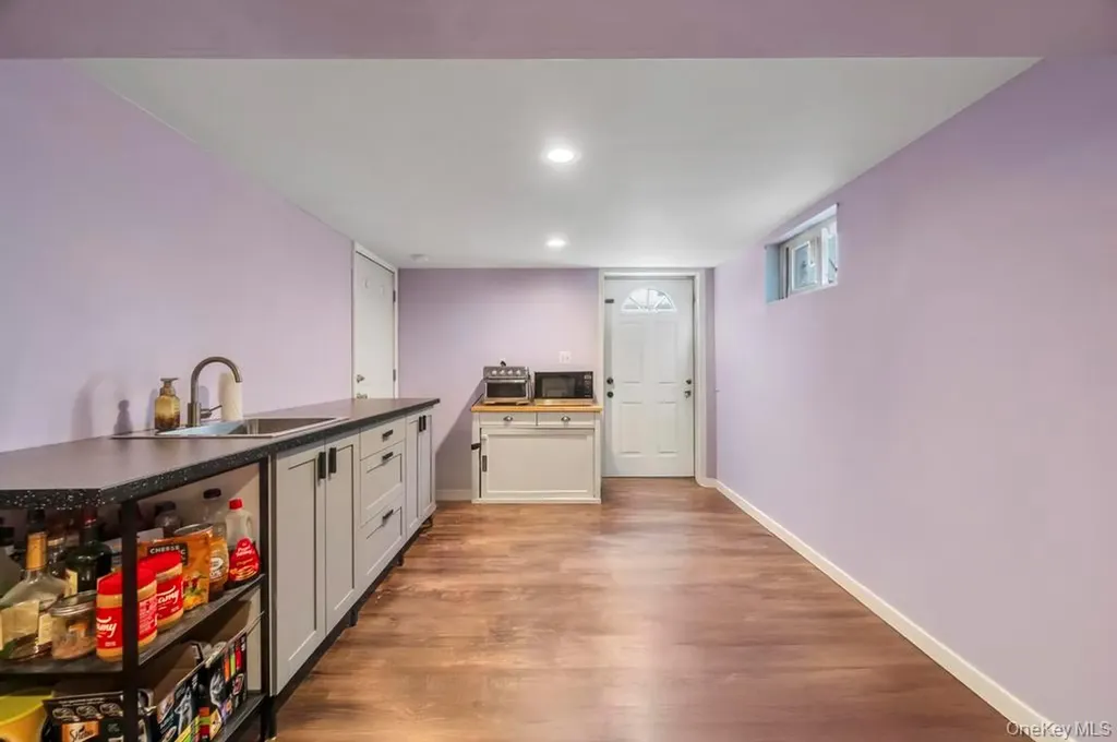 159 Dawn Drive Centereach NY 11720