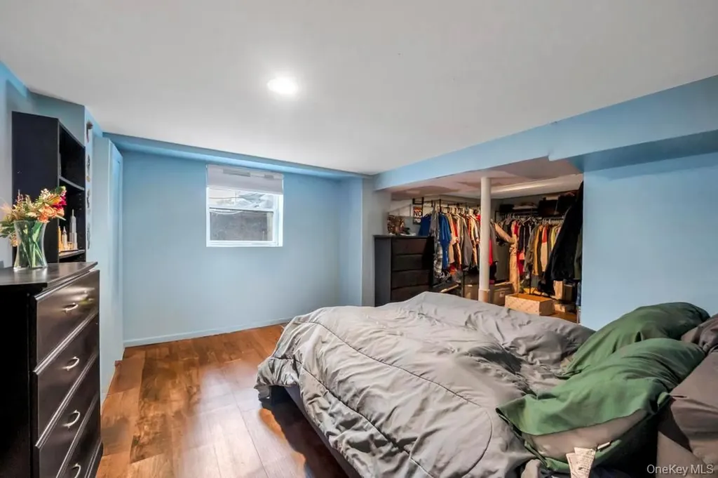 159 Dawn Drive Centereach NY 11720