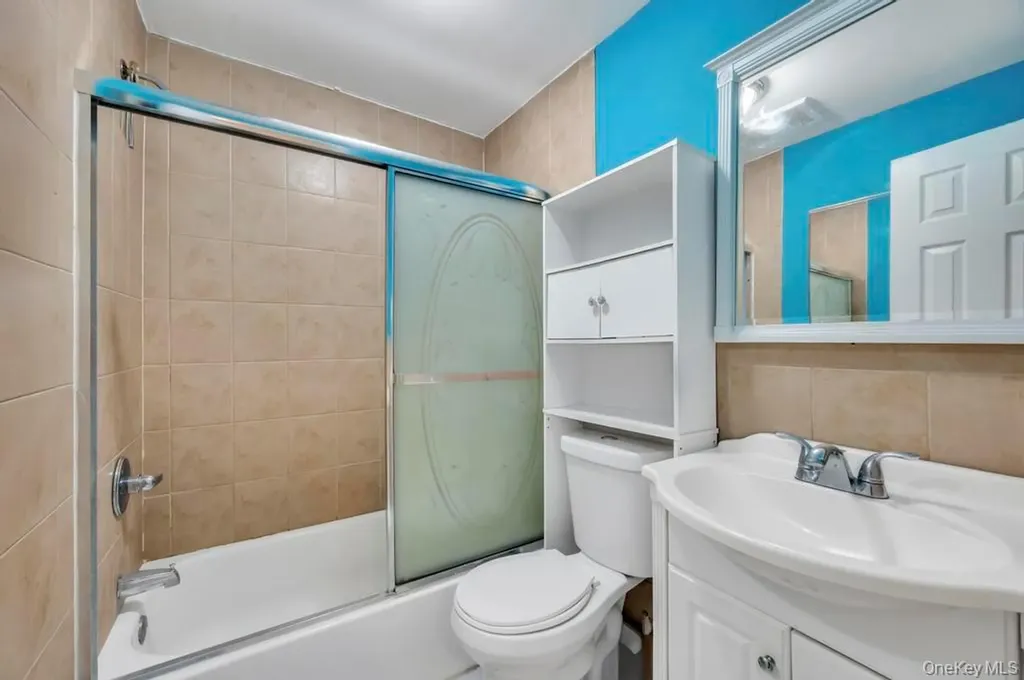 159 Dawn Drive Centereach NY 11720