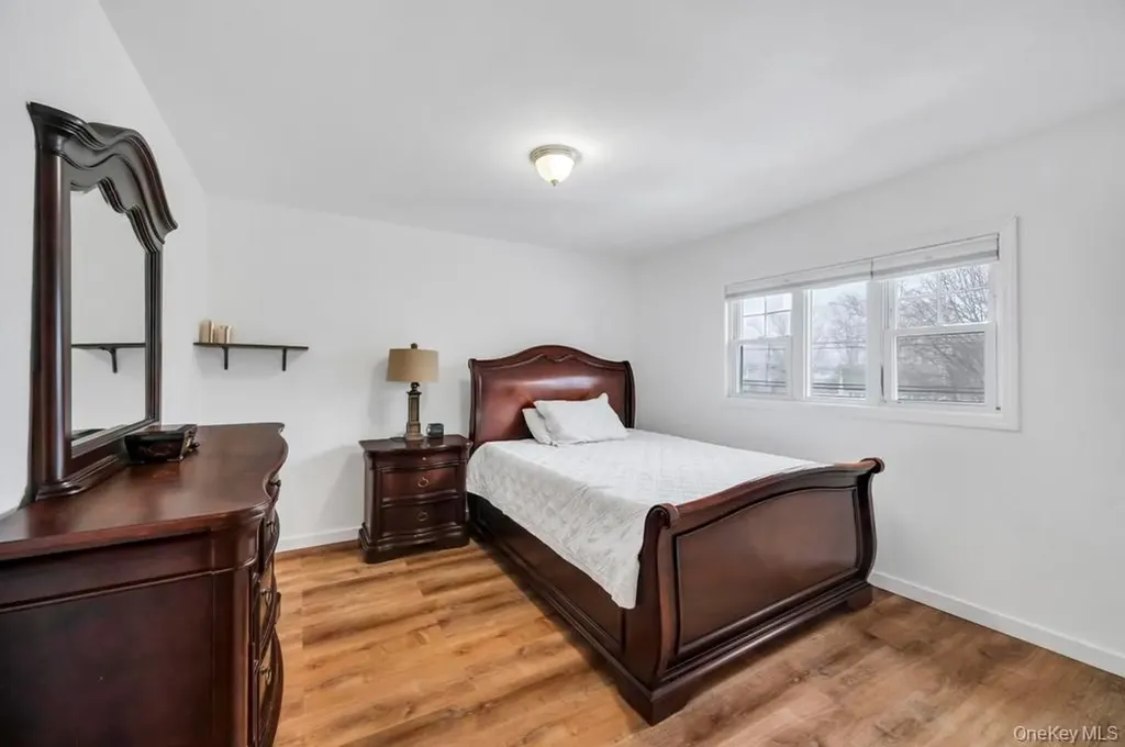 159 Dawn Drive Centereach NY 11720