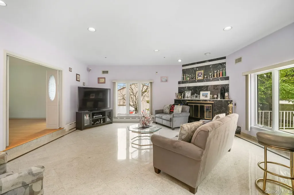 47 Westchester View Lane White Plains NY 10607