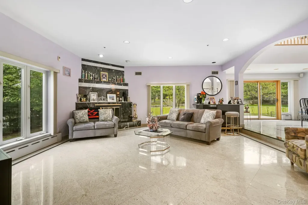 47 Westchester View Lane White Plains NY 10607