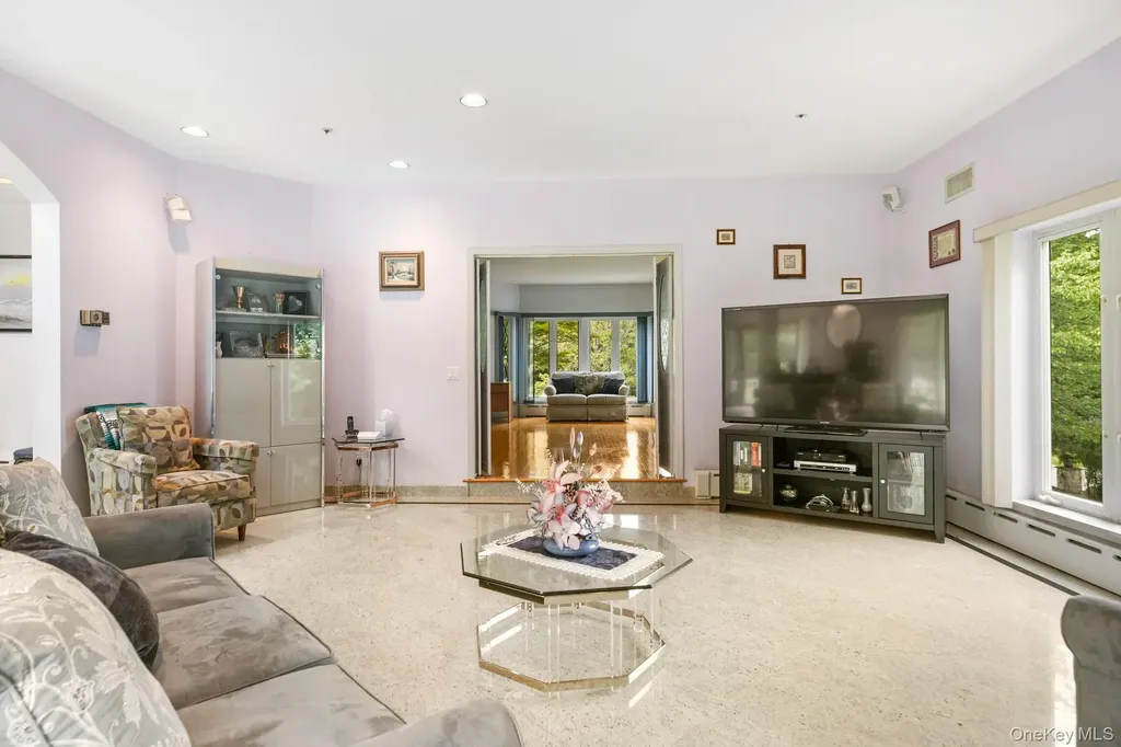 47 Westchester View Lane White Plains NY 10607