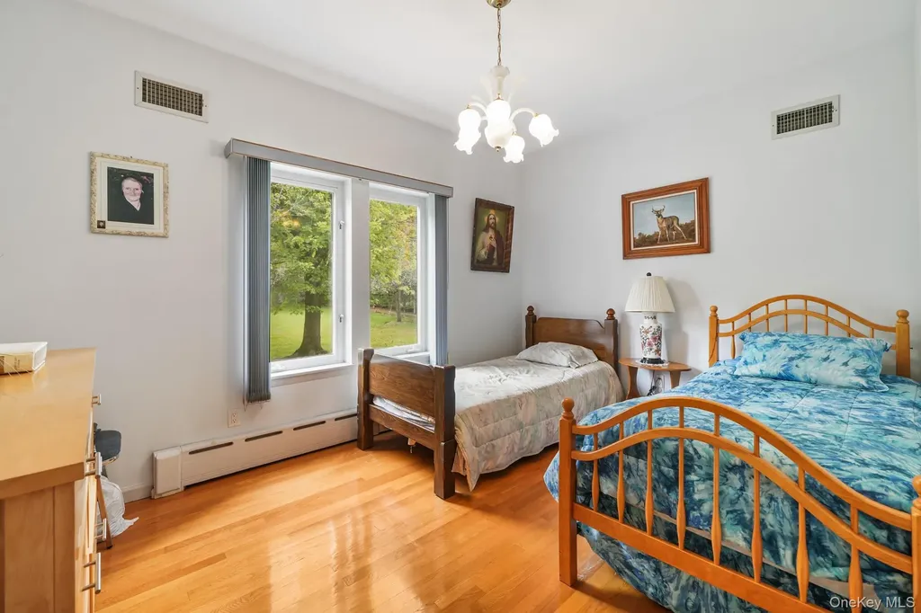 47 Westchester View Lane White Plains NY 10607