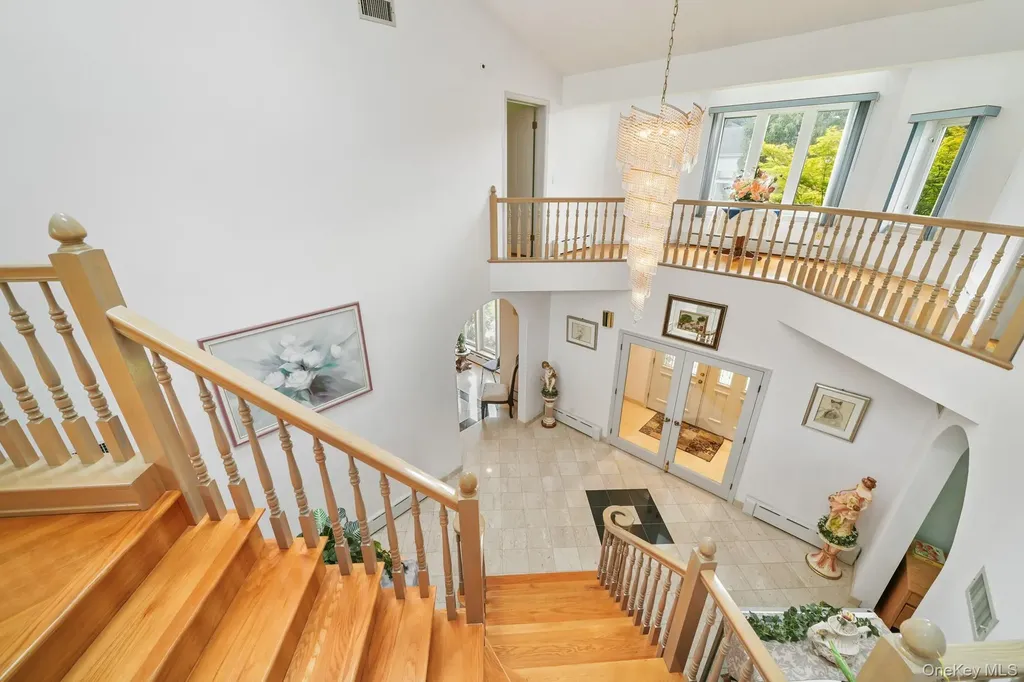 47 Westchester View Lane White Plains NY 10607