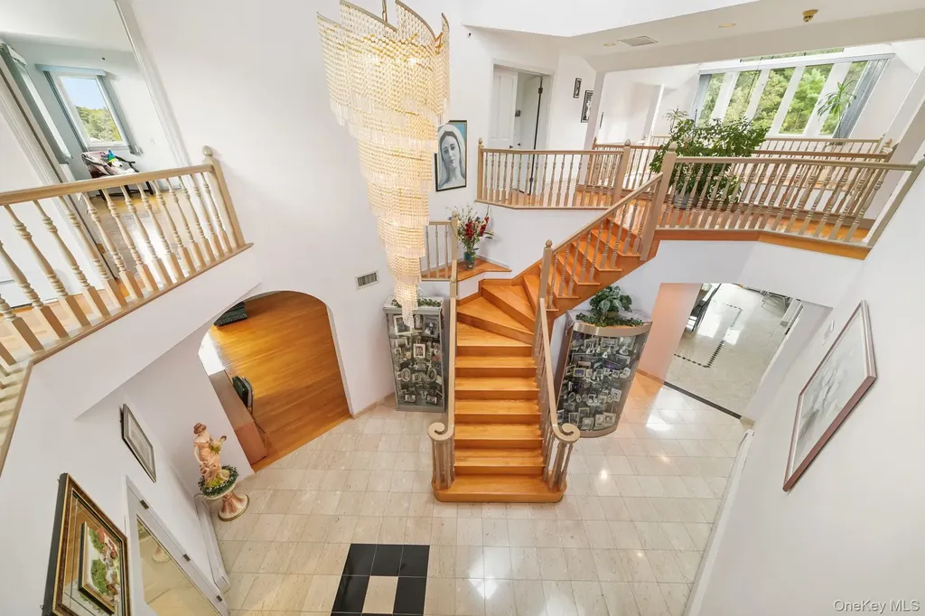 47 Westchester View Lane White Plains NY 10607