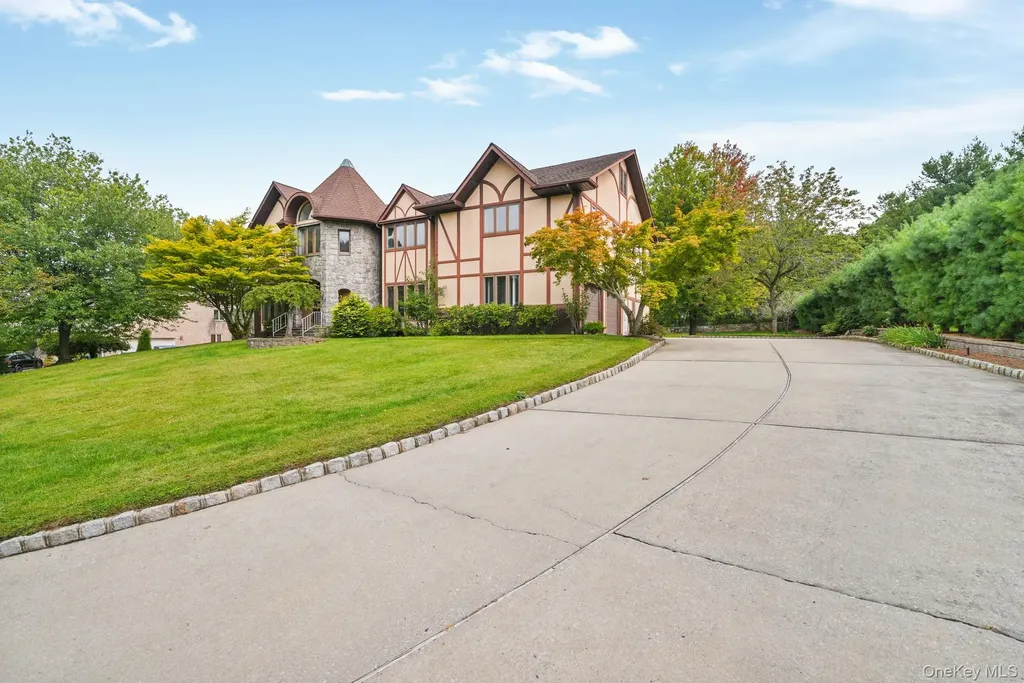 47 Westchester View Lane White Plains NY 10607