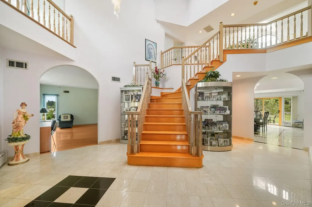 47 Westchester View Lane White Plains NY 10607
