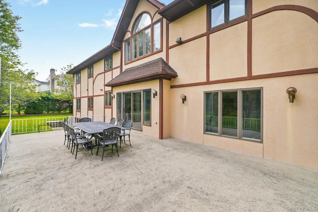 47 Westchester View Lane White Plains NY 10607