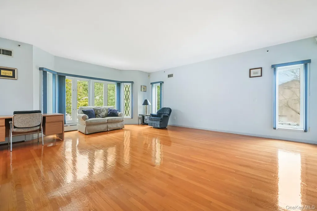 47 Westchester View Lane White Plains NY 10607