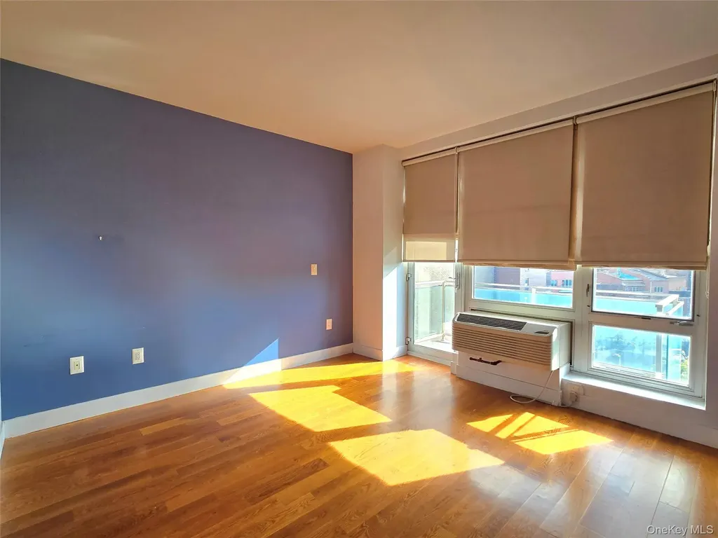 140-21 32nd Avenue Flushing NY 11354