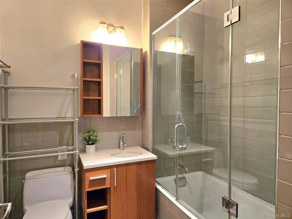 140-21 32nd Avenue Flushing NY 11354