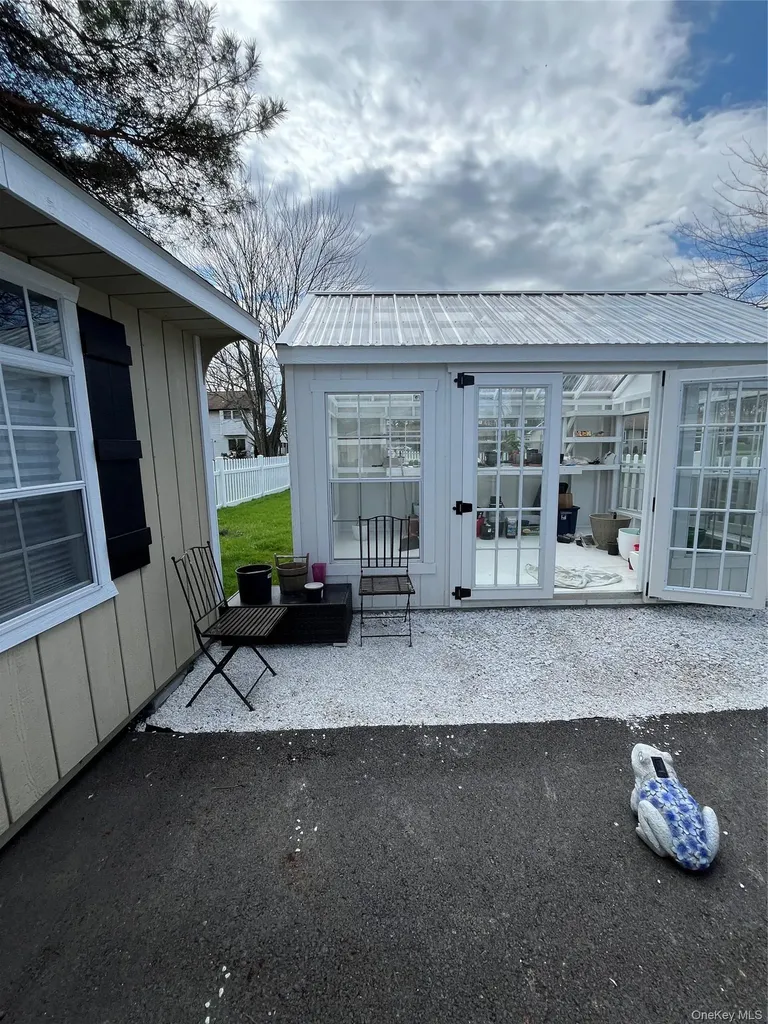 83 Lake Region Boulevard Monroe NY 10950
