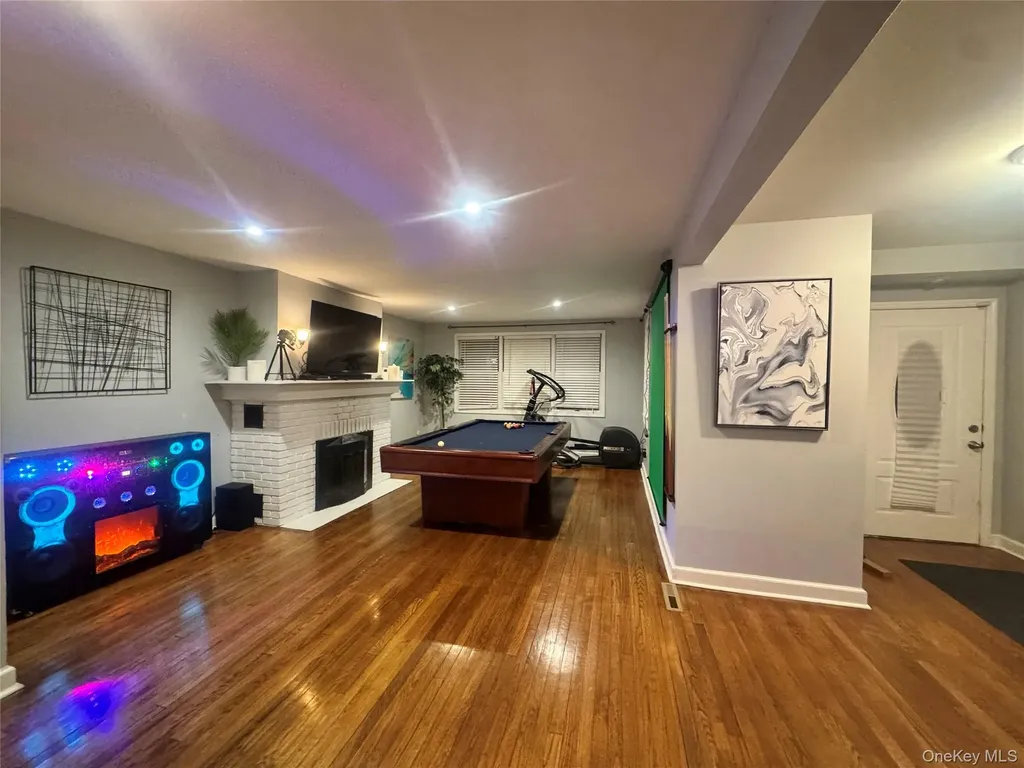 83 Lake Region Boulevard Monroe NY 10950
