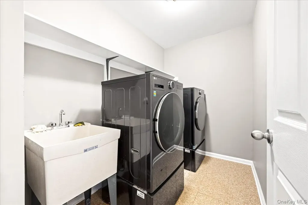 192 Benefield Boulevard Peekskill NY 10566