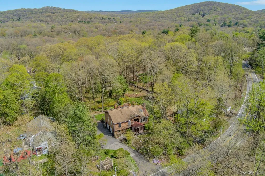136 Furnace Woods Road Cortlandt Manor NY 10567