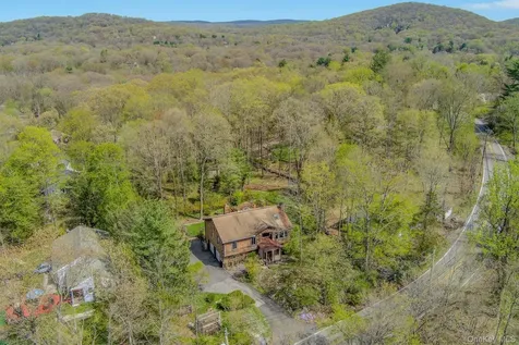 136 Furnace Woods Road Cortlandt Manor NY 10567