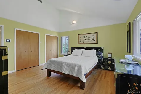 136 Furnace Woods Road Cortlandt Manor NY 10567