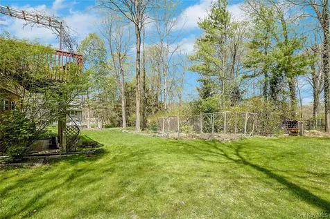 136 Furnace Woods Road Cortlandt Manor NY 10567
