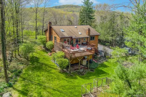 136 Furnace Woods Road Cortlandt Manor NY 10567