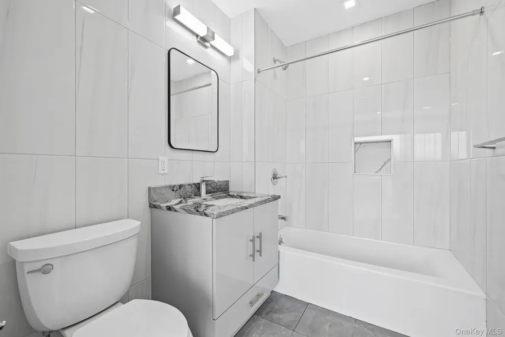 444 Graham Avenue Brooklyn NY 11211