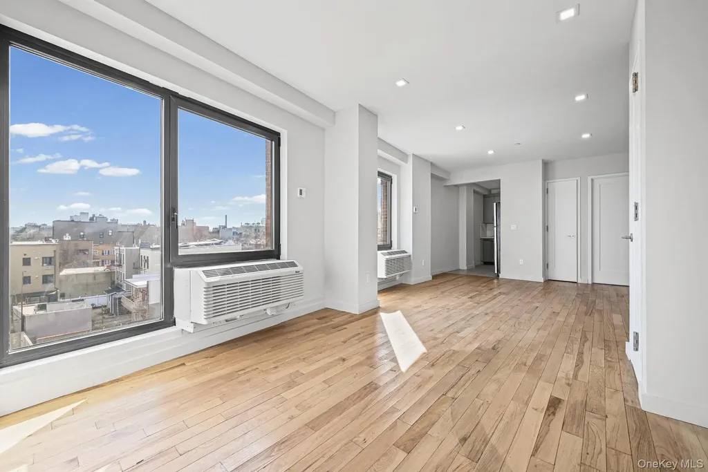 444 Graham Avenue Brooklyn NY 11211