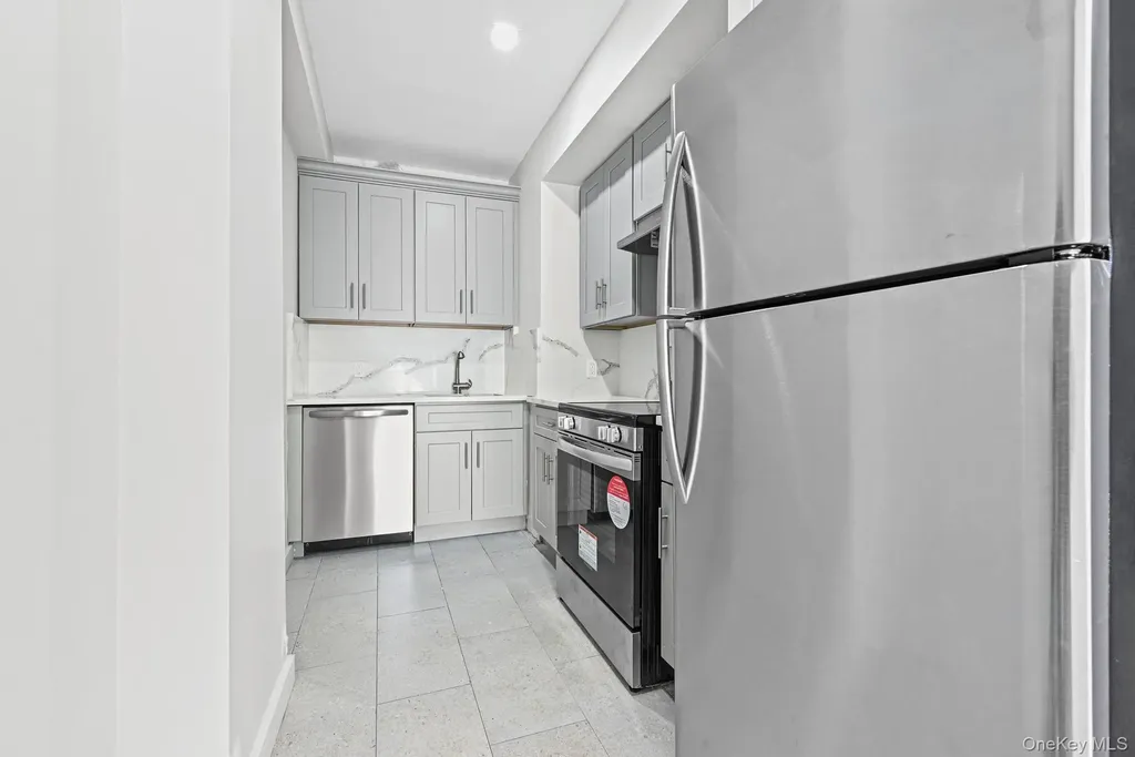 444 Graham Avenue Brooklyn NY 11211