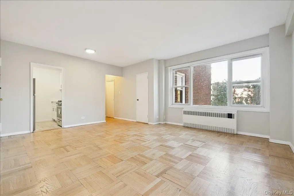110-45 Queens Forest Hills NY 11375