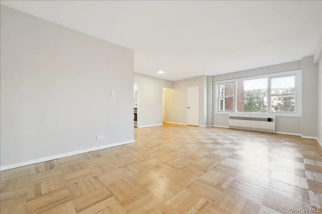 110-45 Queens Forest Hills NY 11375