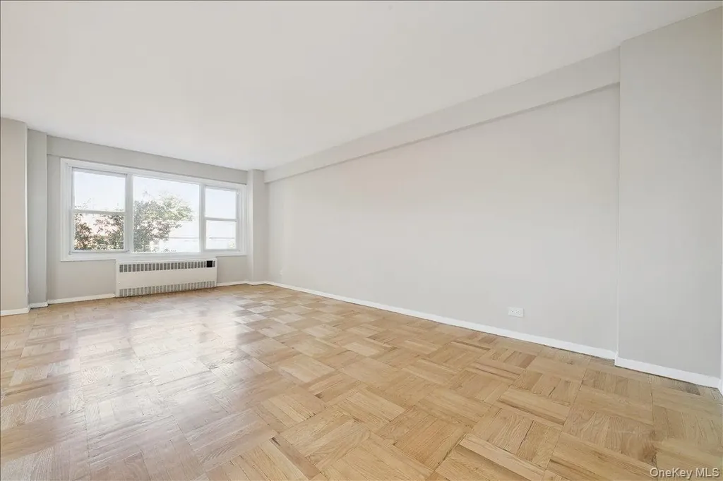 110-45 Queens Forest Hills NY 11375