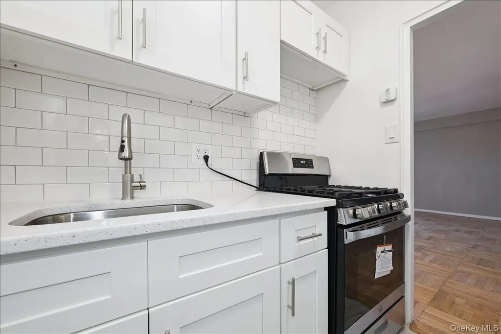 110-45 Queens Forest Hills NY 11375