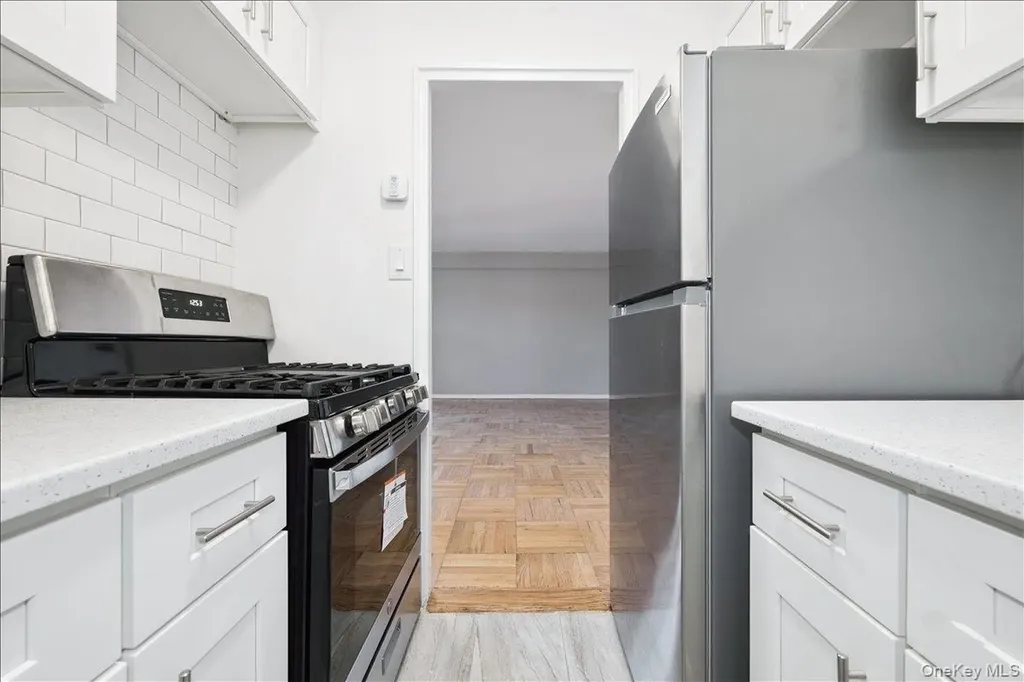 110-45 Queens Forest Hills NY 11375