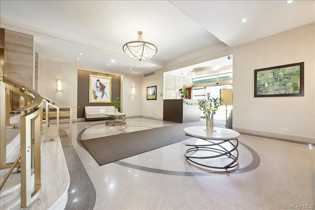 110-45 Queens Forest Hills NY 11375