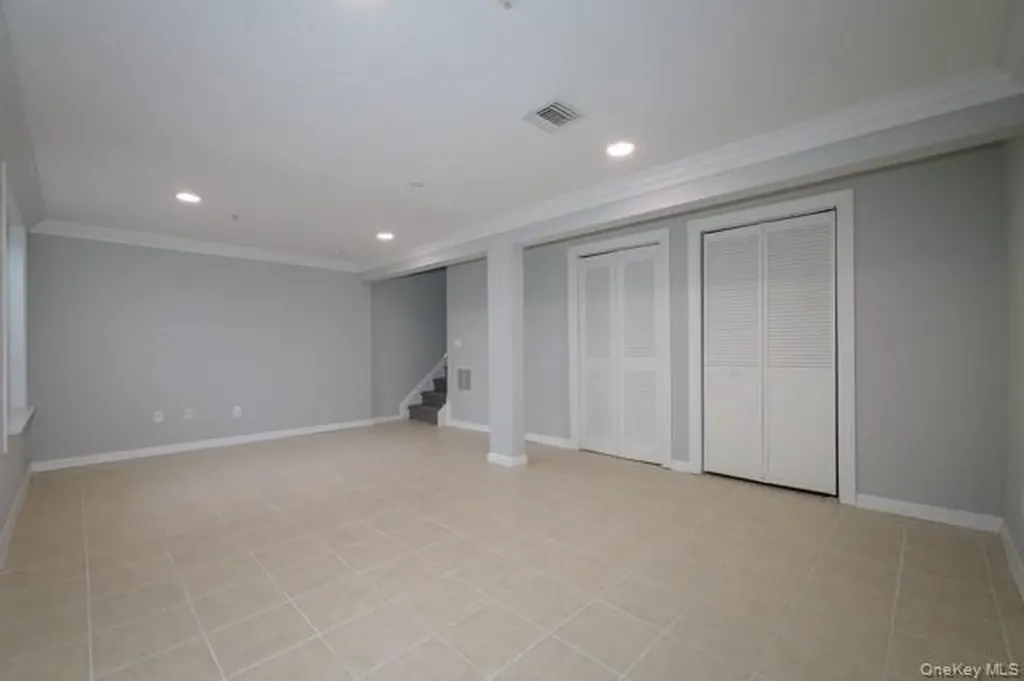 47 Stevens Place Coram NY 11727