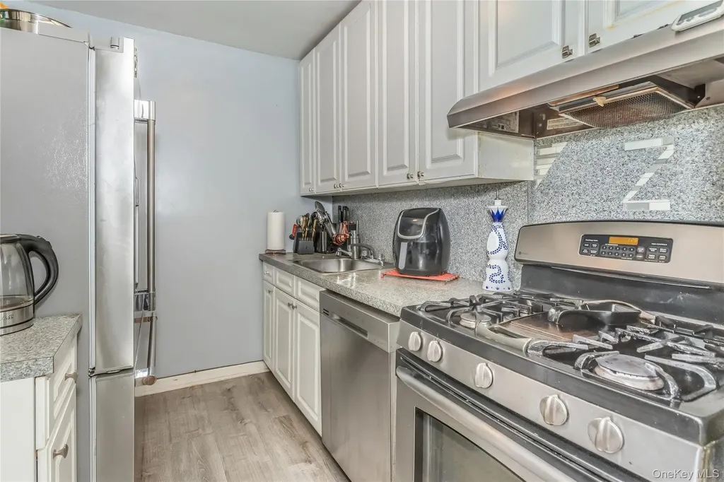 3901 Nostrand Avenue Apt 4b Brooklyn NY 11235