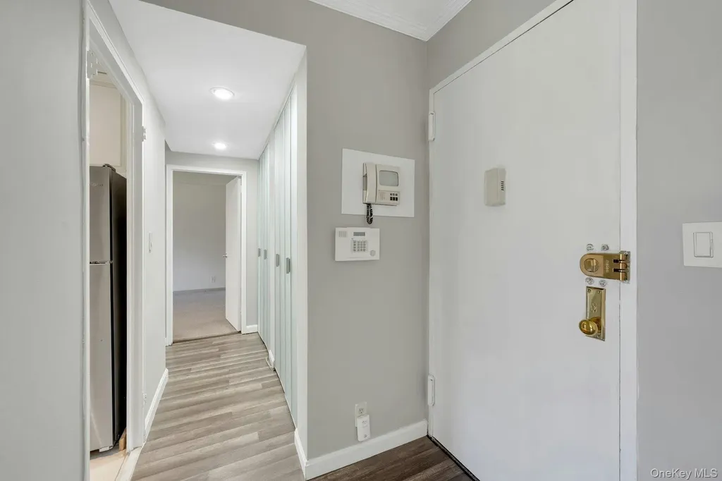240 Garth Road Scarsdale NY 10583