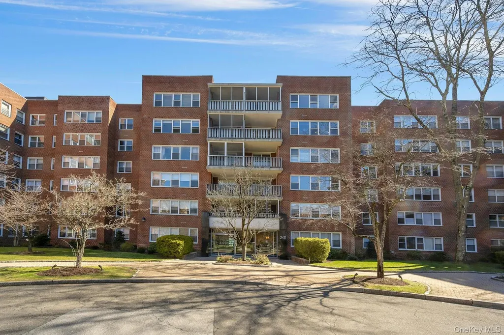 240 Garth Road Scarsdale NY 10583