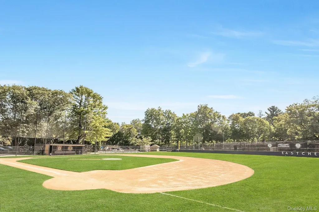 240 Garth Road Scarsdale NY 10583