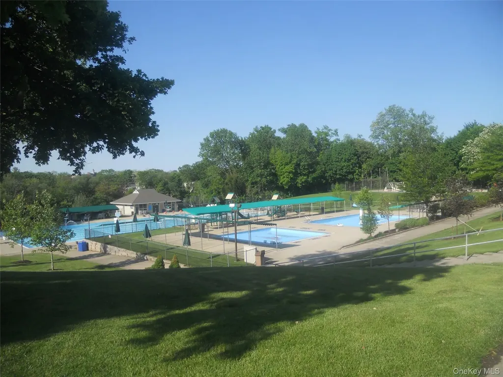 240 Garth Road Scarsdale NY 10583