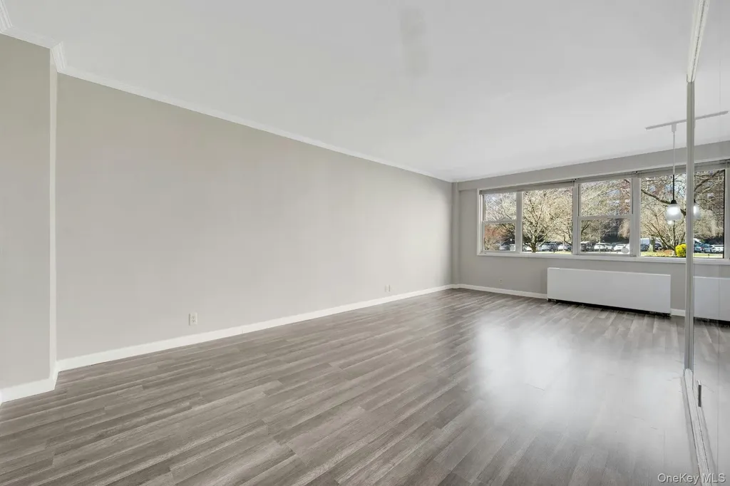 240 Garth Road Scarsdale NY 10583
