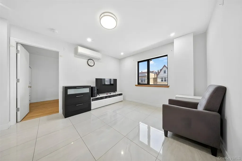 14538 34th Avenue Flushing NY 11354